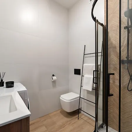 Pulaskiego Boutique By Downtown Apartmán